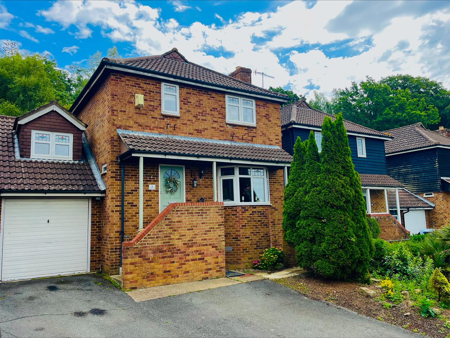 4 bed property in Hoover Close, St. Leonards-On-Sea